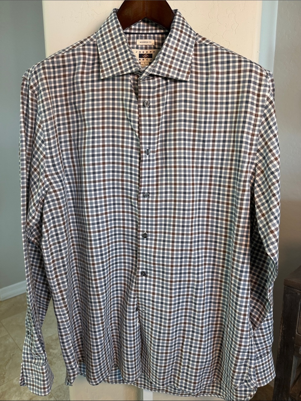 Joseph Abboud Men's Checked Dress Shirt in Blue, Brown & White Modern Fit Large